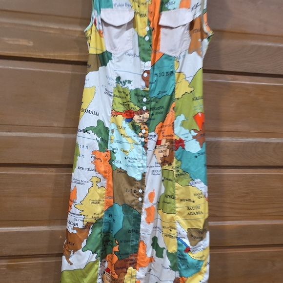Sleeveless Button-Front Midi Dress in Multi Map Print - Picture 6 of 8